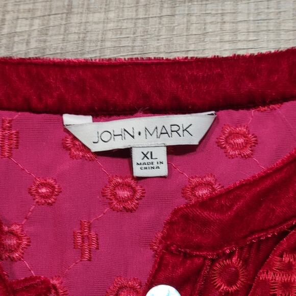 John Mark Velvet Embroidered Henley Top Size XL Boho Long Roll Tab Sleeves - Picture 3 of 7